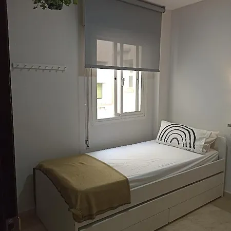 Confortable Habitacion Centrica En Piso Privado Malaga