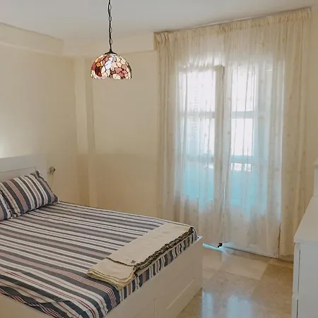 Ubytování v soukromí Confortable Habitacion Centrica En Piso Privado *