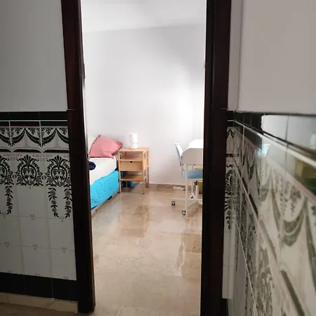 Confortable Habitacion Centrica En Piso Privado * Malaga