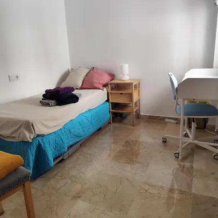 Confortable Habitacion Centrica En Piso Privado